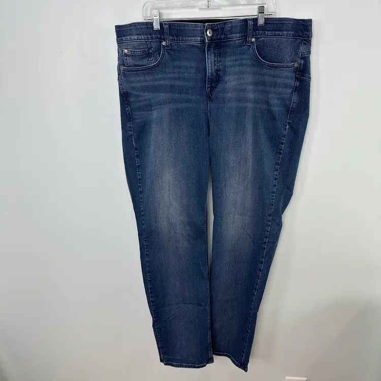 Torrid Bombshell Straight Premium Stretch Blue Jeans Size 24T Medium Type Wash