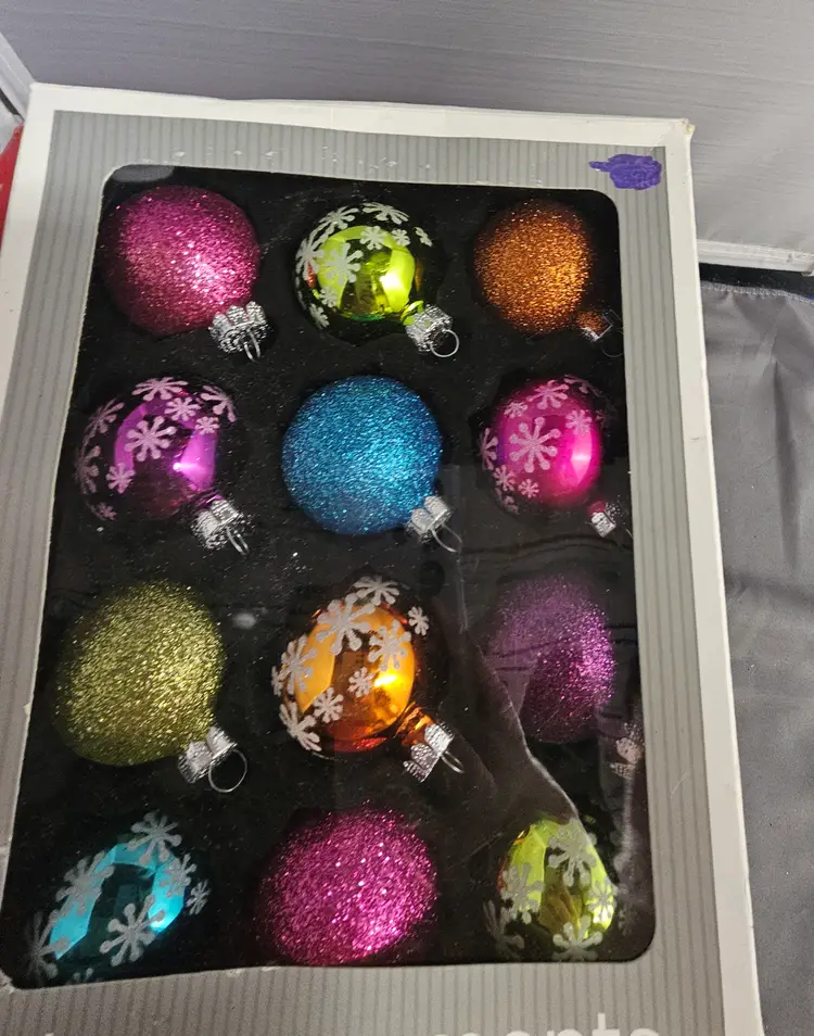 Box of 12 New Glass Christmas Ornaments