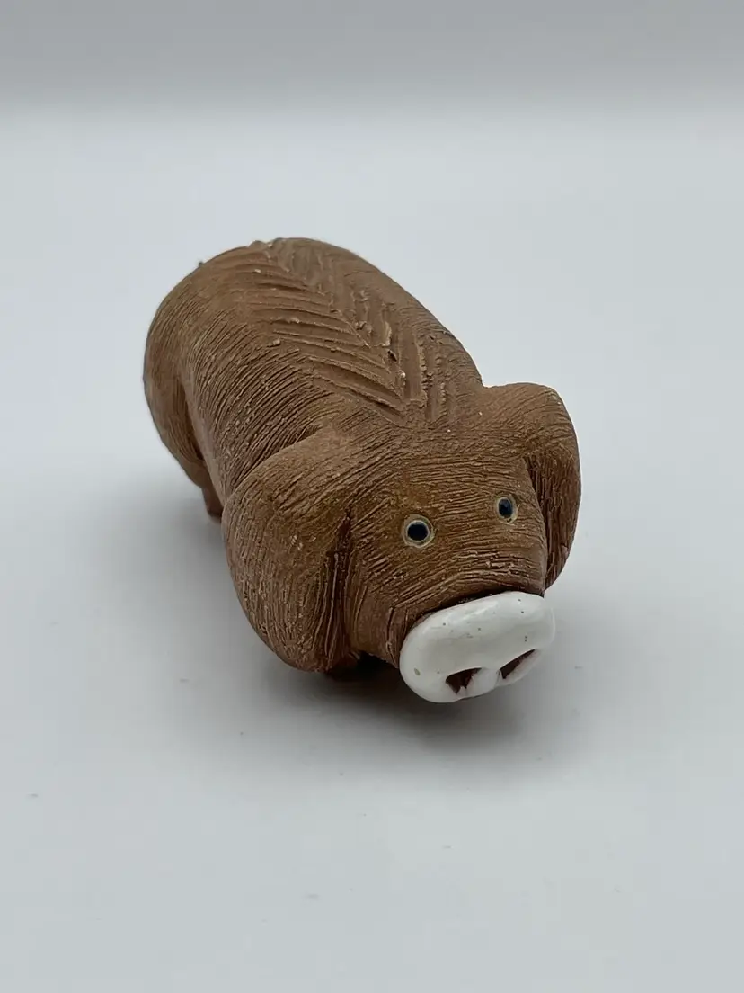 Artesania Rinconada, Retired Male Brown PIG #06, Hand Carved/Painted, Ceramic, Pottery Figurine. Made In Uruguay.