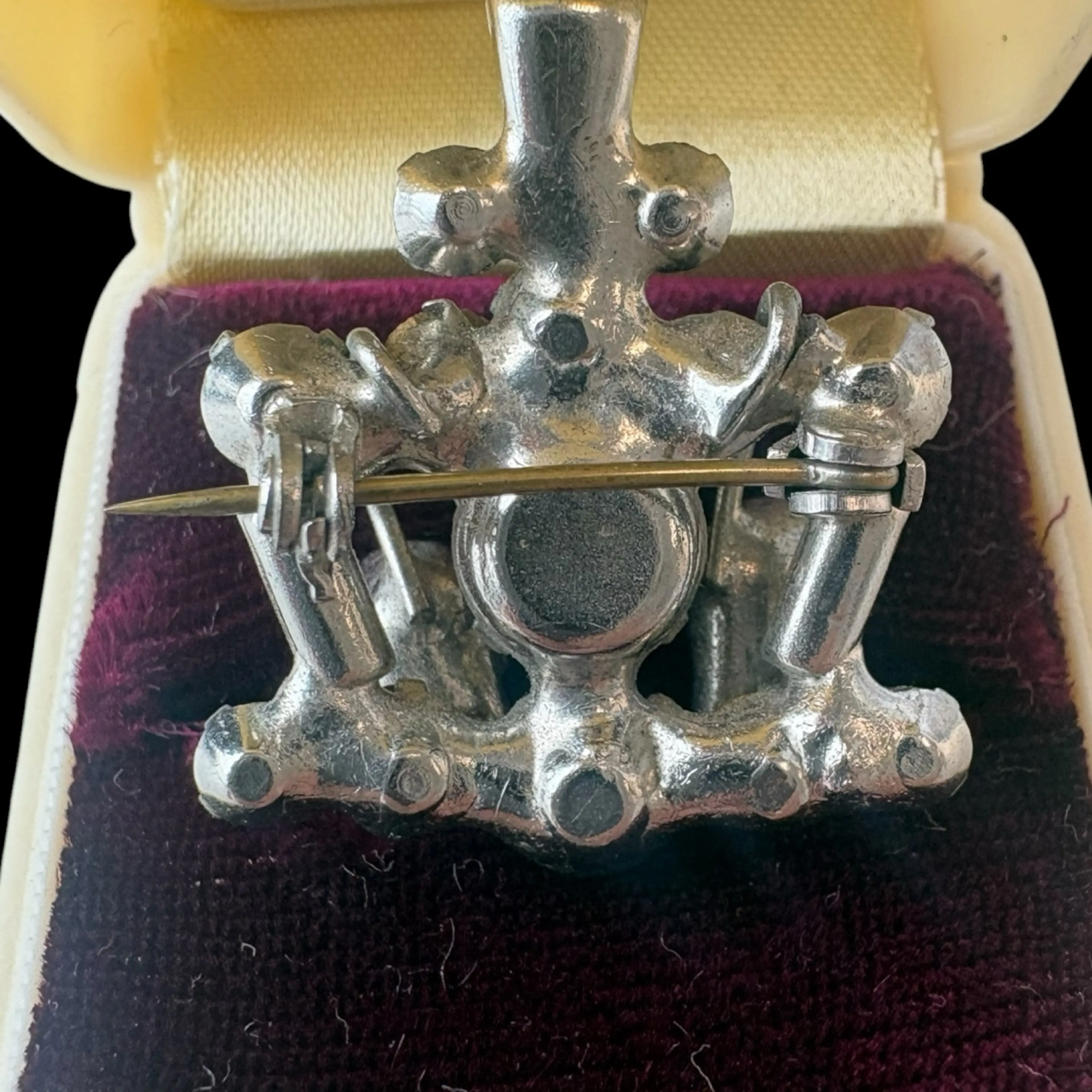 Image 4 of 4