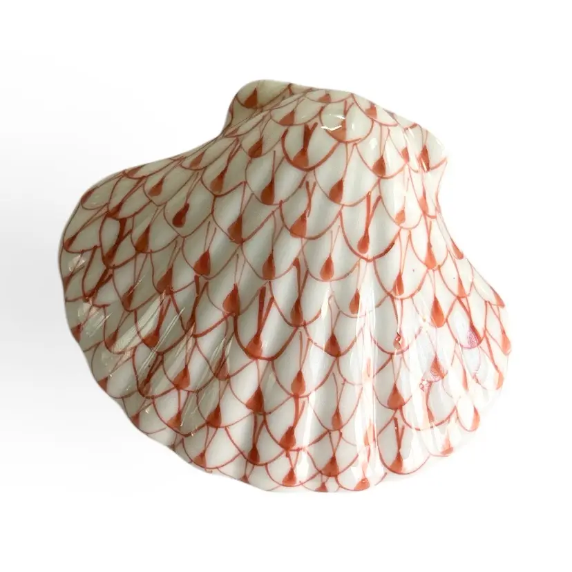 Vintage Coral and White Scallop Shell Ceramic Decoration