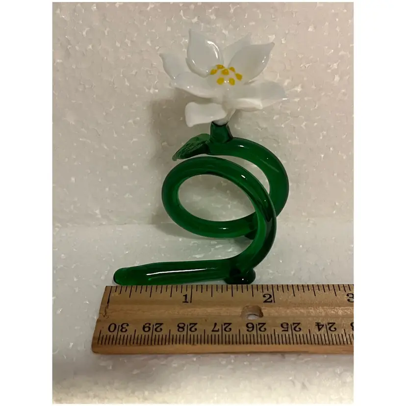 Vintage Art Glass Unknown Maker Napkin Ring Holder With Flower
