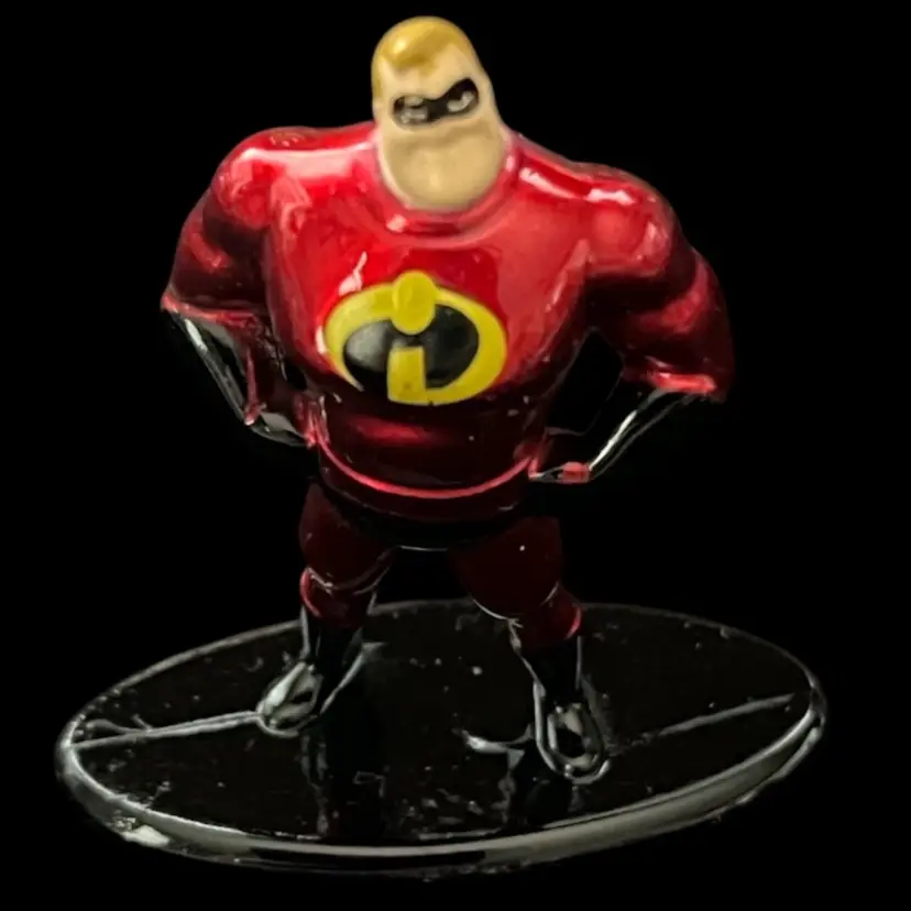Disney Jada NANO Die Cast Figurine Mr. Incredible