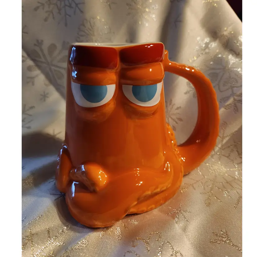 Disney's Pixar Finding Dory Hank the Octopus Mug