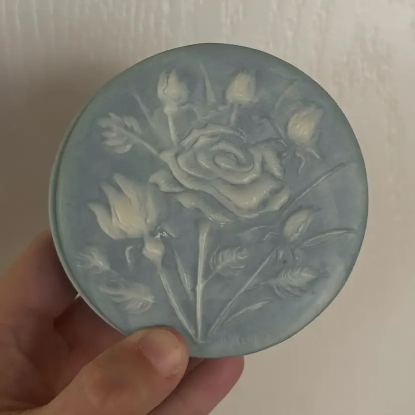 Vintage Robert Nemith Signed Incolay Raised Roses Detail Round Trinket Box