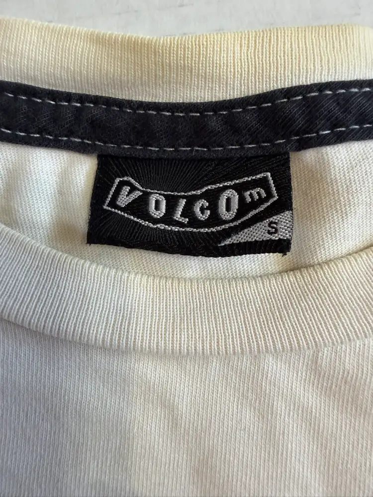 Volcom Vintage Y2K Floral Logo Classic Print White T-Shirt - Small