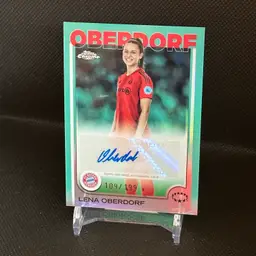 Lena Oberdorf Autograph 109/199 - 2024/25 Topps Chrome Gold UEFA Bayern