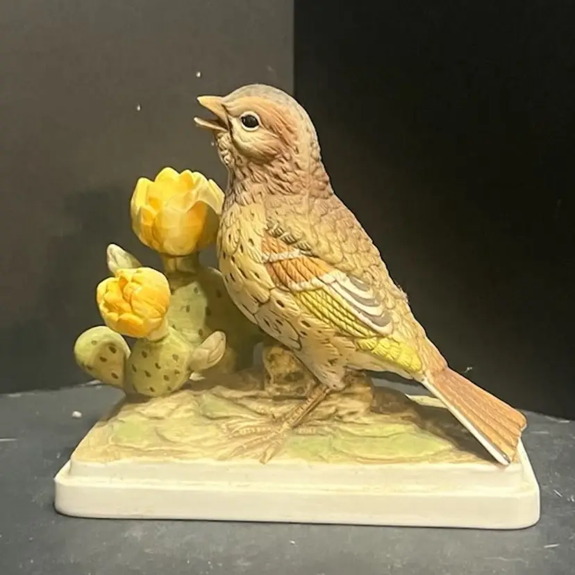 MARKDOWN! Lefton Hand Painted Sparrow Figurine, Japan, AS IS ~4.5β x 5.25β x 2.75β