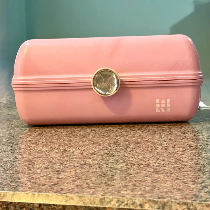 Caboodles Makeup Case Marbled Pink & White Tiered Tray w Mirror **Includes Stunner Statement Necklace**