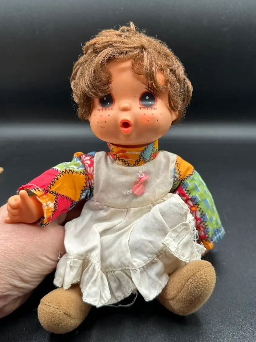 VTG Sekiguchi Big Eyes Curly Hair 70s Sucks Thumb Japanese Doll 70s