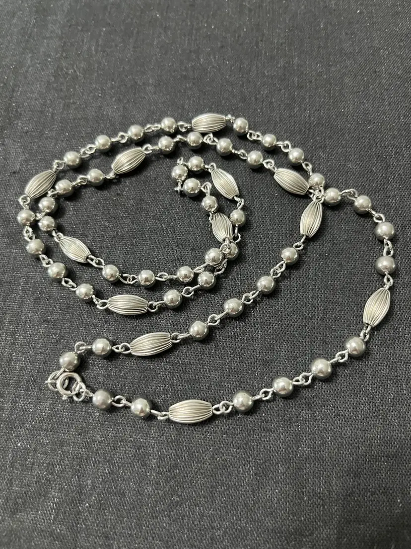 Vintage Silvertone Necklace