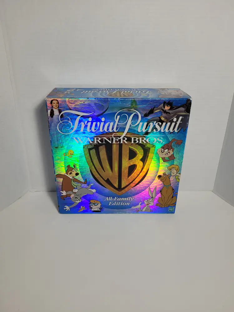 1999 Trivial Pursuit Warner Bros. All Family Edition by Parker Brothers Complete