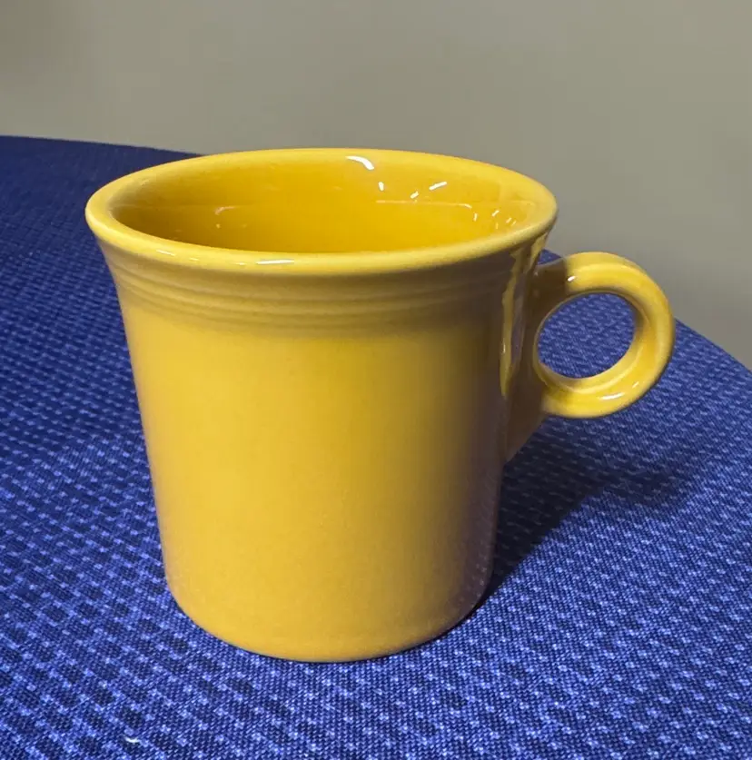 Fiesta mug marigold