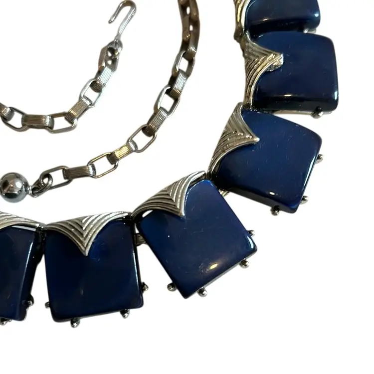 Vintage Marked Coro Thermoset Blue Moon Glow Necklace 16.5” #of-c