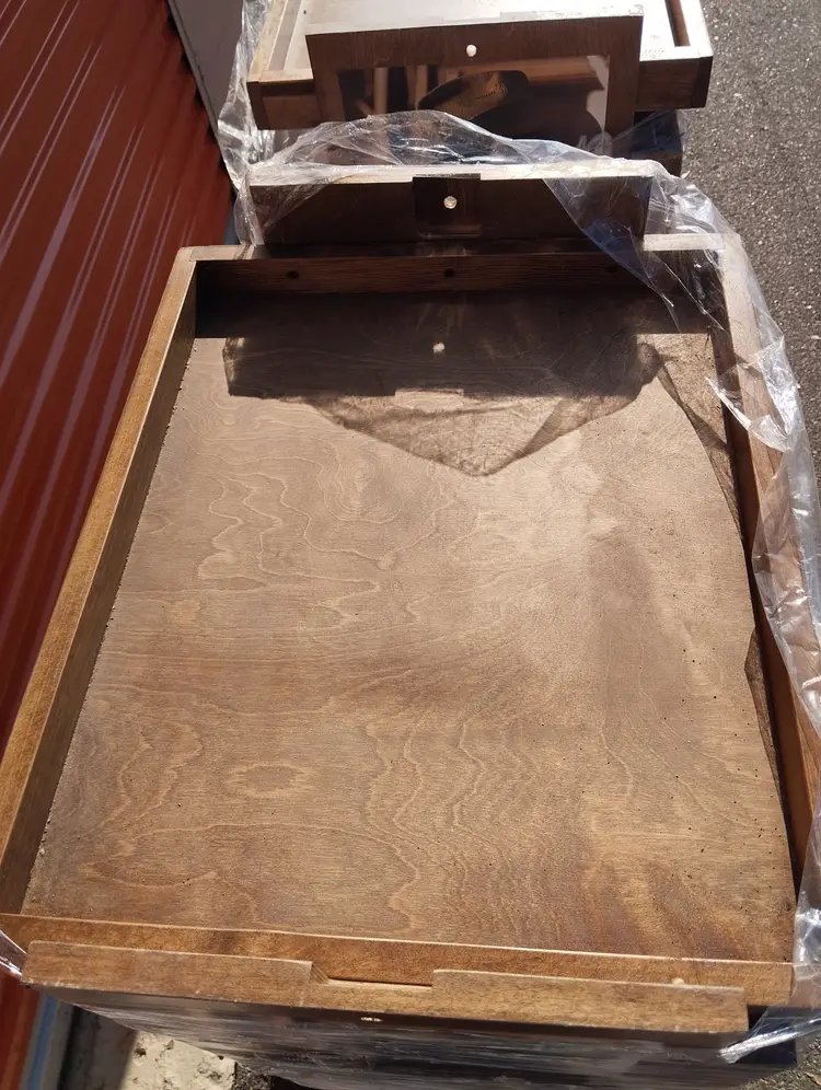 Chris Stapleton Traveller Whiskey Promo Wooden Floor Display. In New Condition, Never Used.