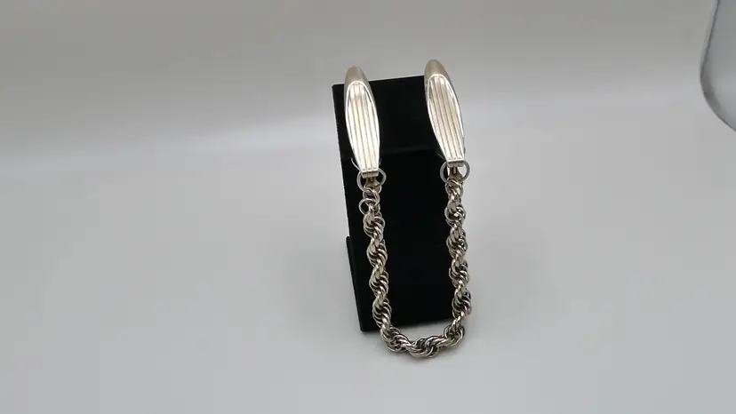 Vintage MCM Atomic Retro Sweater Guard Clips Silver Tone Metal 6mm Twisted Rope Chain