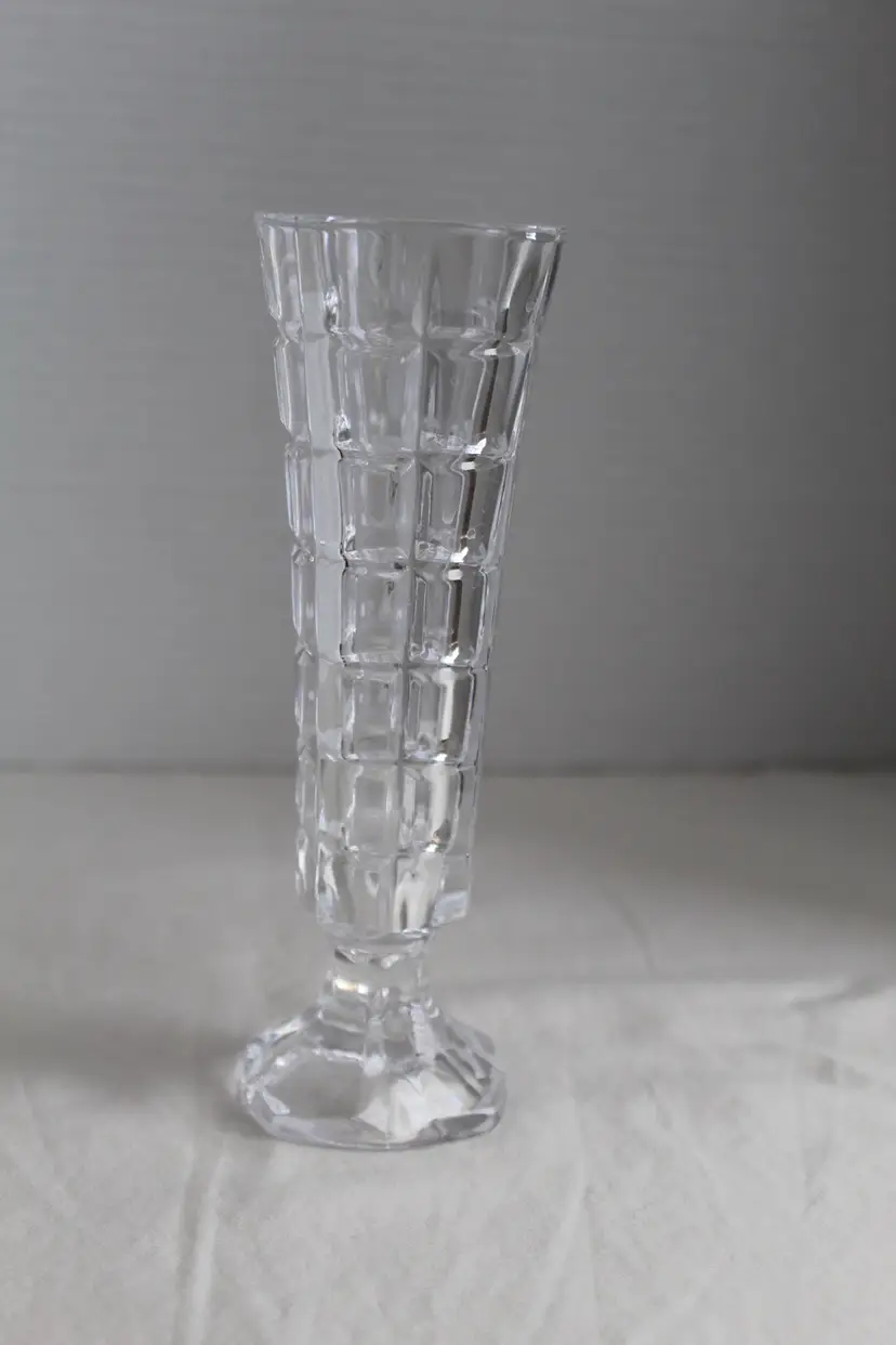 Vintage D’Arques Soliflor Led Crystal Footed Bud Vase w/ Square Pattern 6 3/4”