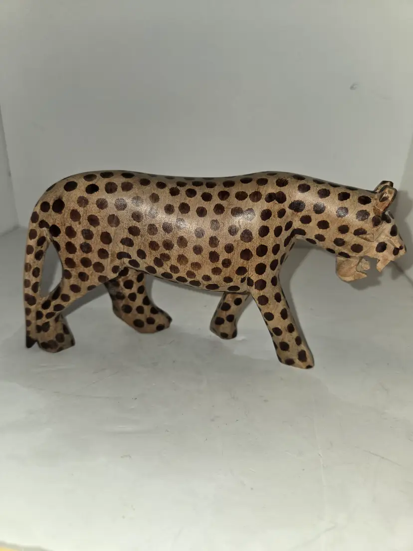 Vintage Hand Carved Wooden Hand Painted African Spotted Leopard Figurine 6.5”