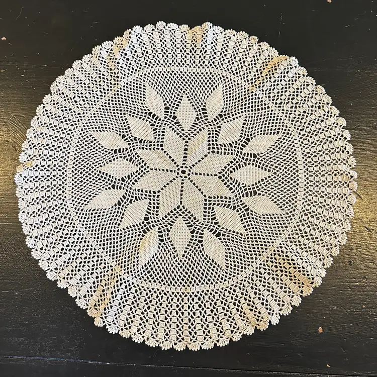 Lot of 4 Vintage Hand Crocheted Prairie Star Doilies #48