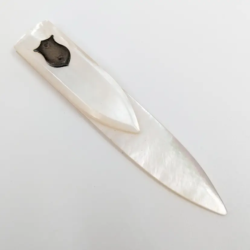 Vintage Mother of Pearl MOP Bookmark with Shield Emblem UK