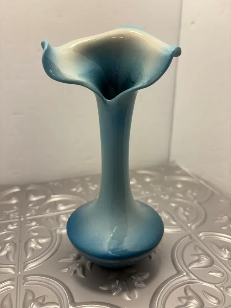 Vintage  Luton's Pottery jack n pulpit seafome blue vase number 94