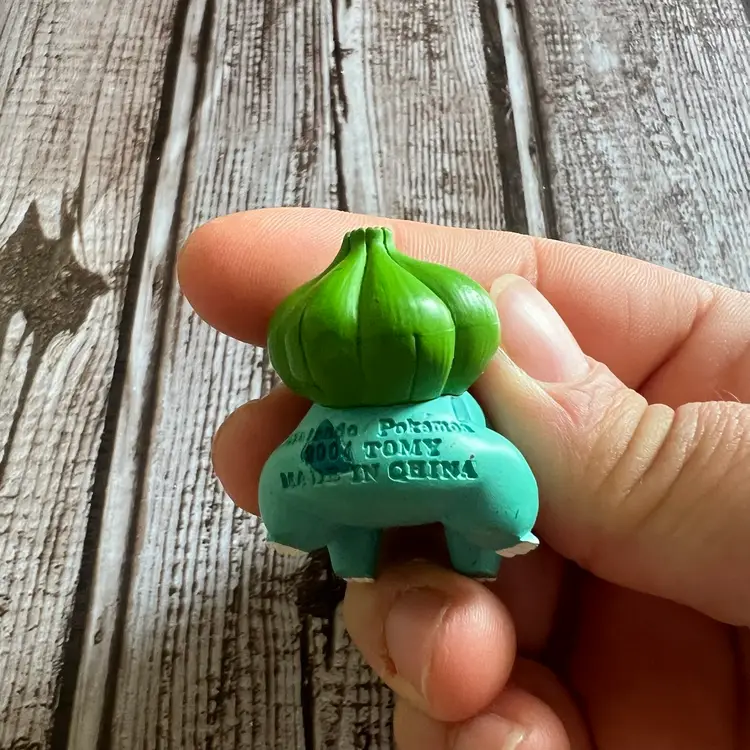 2004 TOMY Nintendo Pokémon Bulbasaur Mini Figure 1.5”