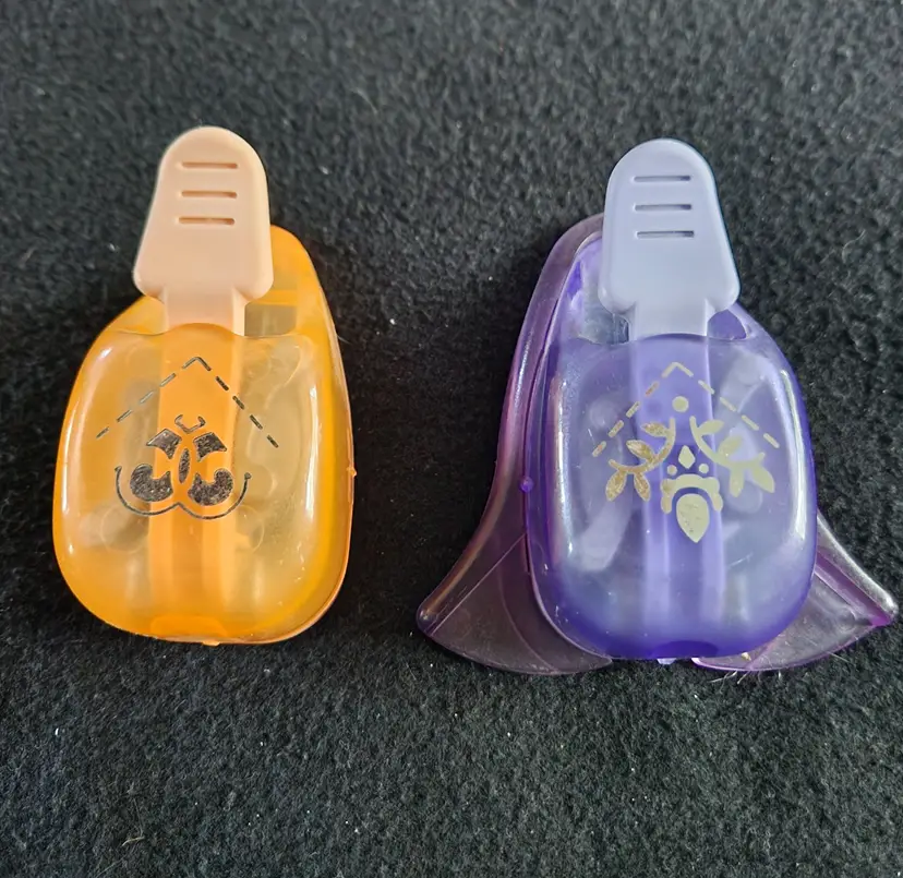 #02 Lot of Corner Punches