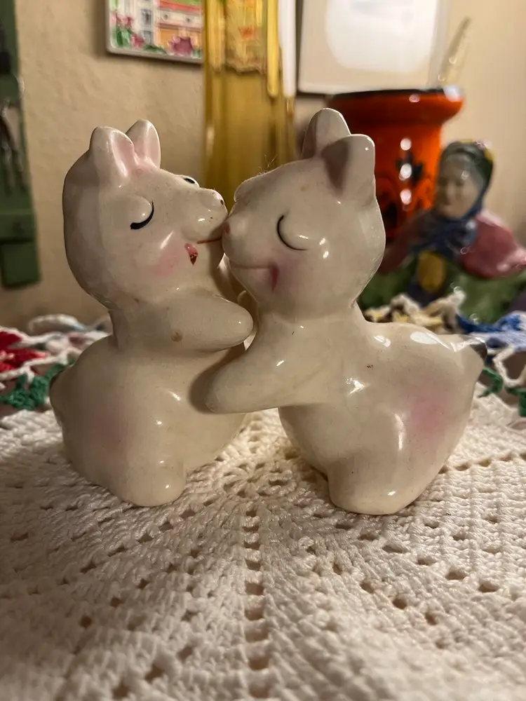 Vintage Hugging Bunny  White Salt And Pepper Shaker..