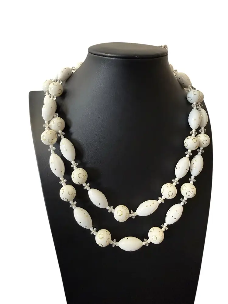 Vintage Beaded Hong Kong Necklace