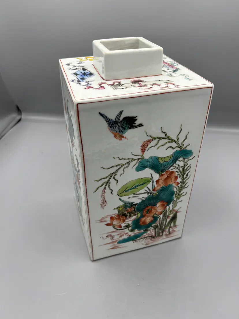 Vintage Chinese Porcelain square vase