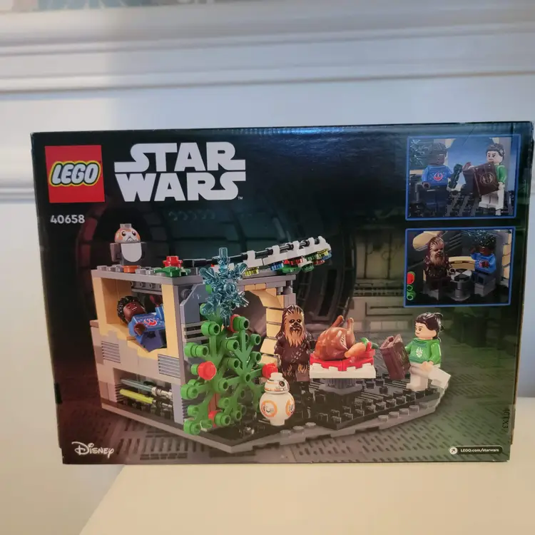 Lego 40658 - Star Wars Millennium Falcon Holiday Diorama, New & Sealed