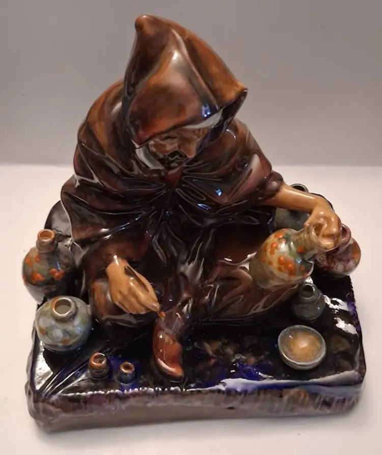 Vintage  The Potter Royal Doulton Figurine HN1493