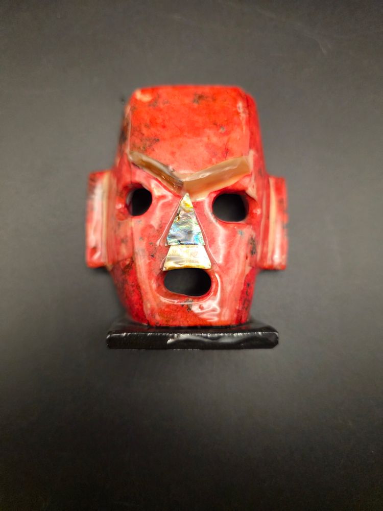Pink Belize Mask figurine w/shell inlay