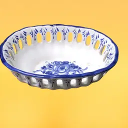 07. Vintage Hand Painted  Decorative Dish Made In Portugal Blue  Flowers 6 x 2