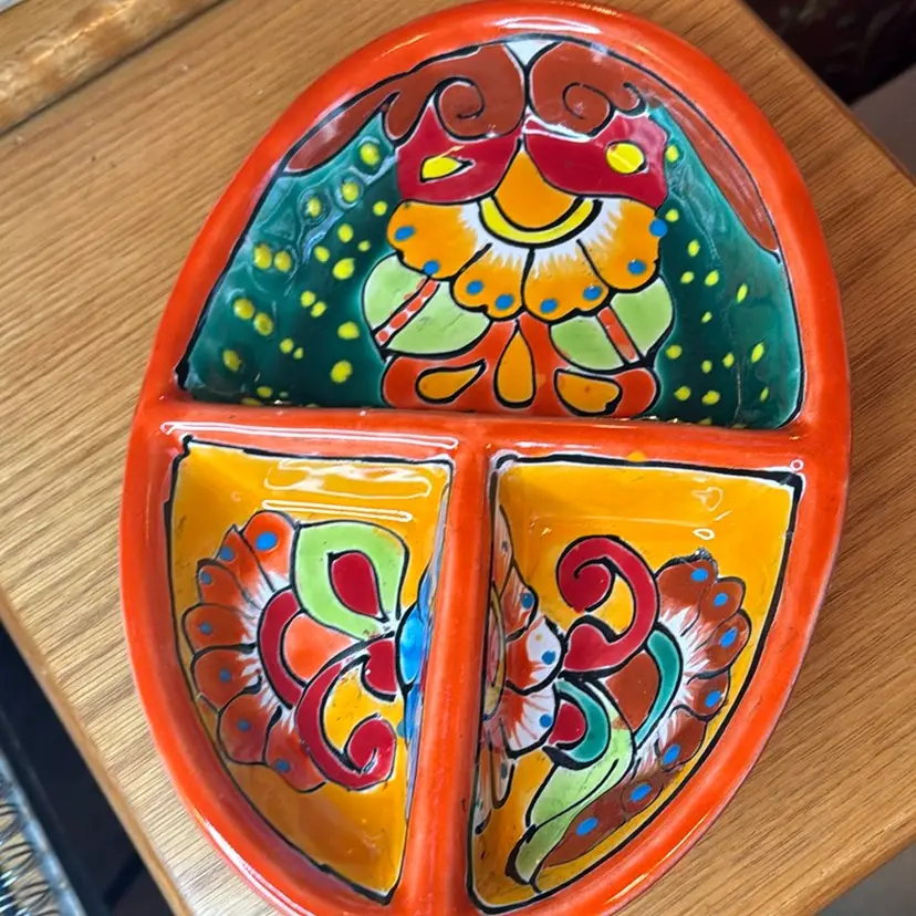 Talavera Oval Divided Plate