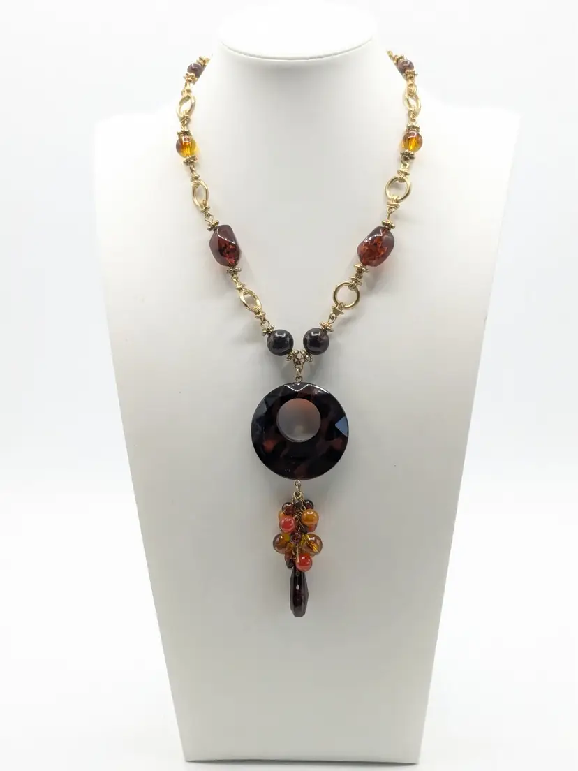 Gold Tone Amber Color Beaded Pendant Necklace
