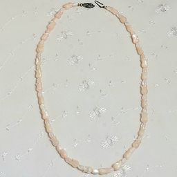 Vintage mother of pearl Tulip shaped beaded necklace