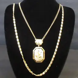 Vintage Gold Tone Metal Double Chain Necklace & Leaf Pendant - 20 Inches, Fold-over Clasp