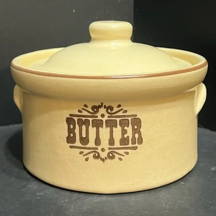 MARKDOWN! Pfaltzgraff Village Pattern Vintage Lidded Butter Tub
