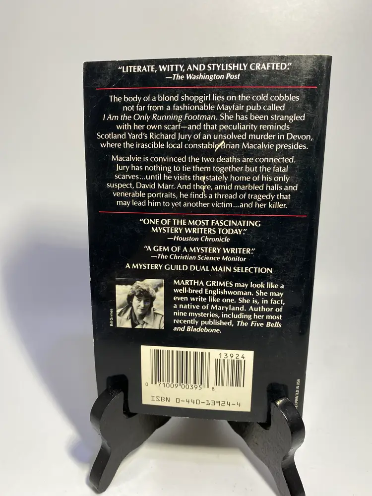 Vintage 'I Am the Only Running Footman' by Martha Grimes Paperback Book 1986