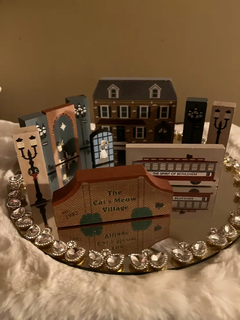 The Cat's Meow Village 10 piece