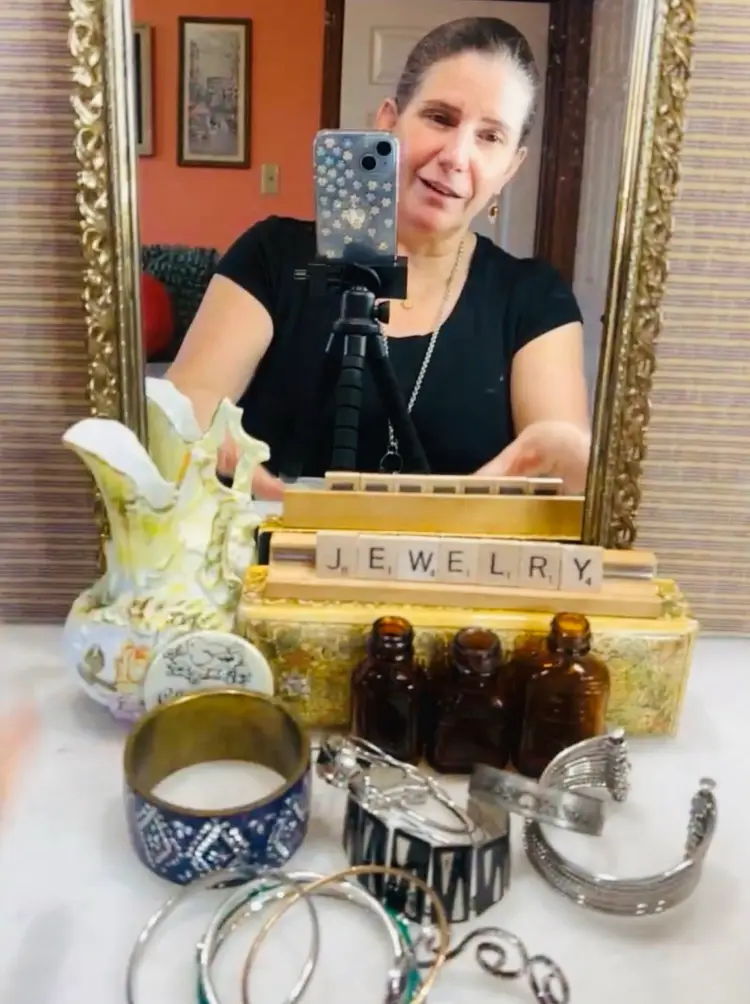 Another Vintage Jewelry Dig - Looking For Treasures!!!!!