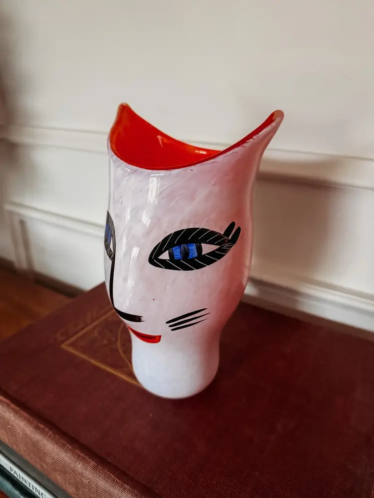 Kosta Boda Open Minds vase designed by Ulrica Hydman-Vallien