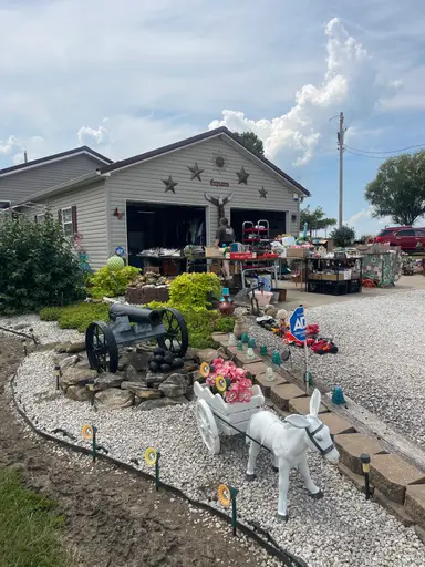 Live Shop at Garage Sale