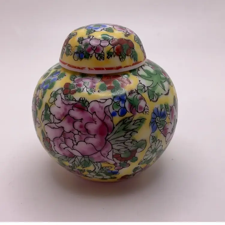 FFF VTG Small Ginger Jar with Flowers 2.5”