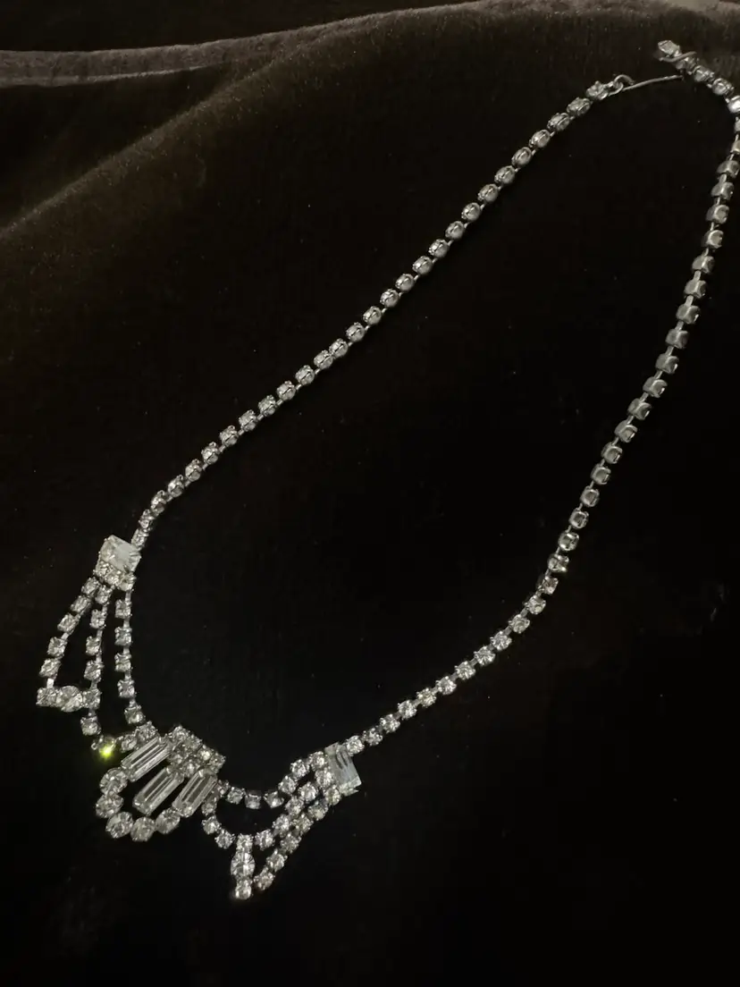 Gorgeous prong-set rhinestone baguette statement necklace