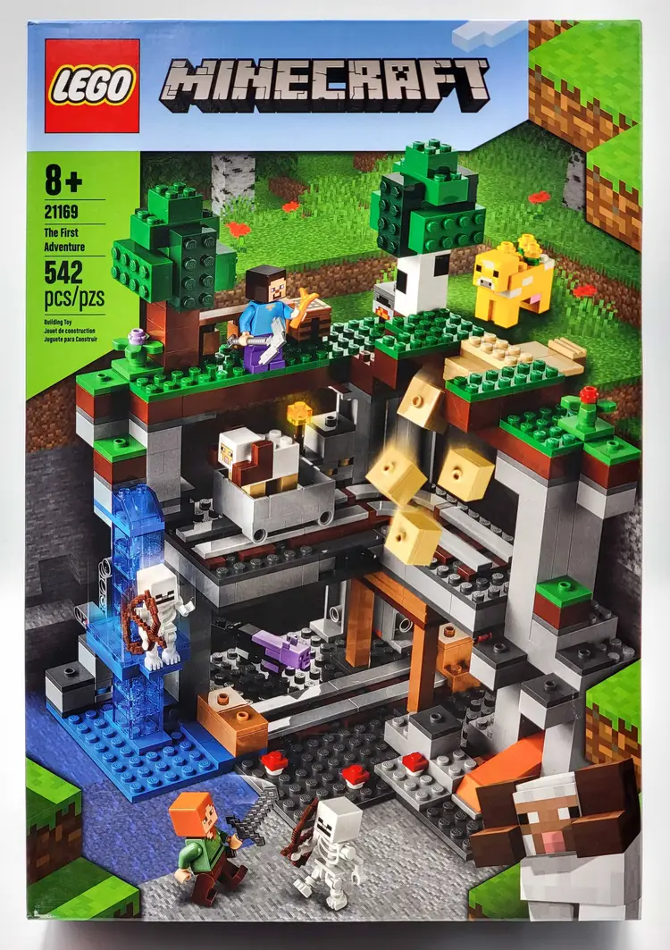 LEGO Minecraft: The First Adventure 21169, sealed set