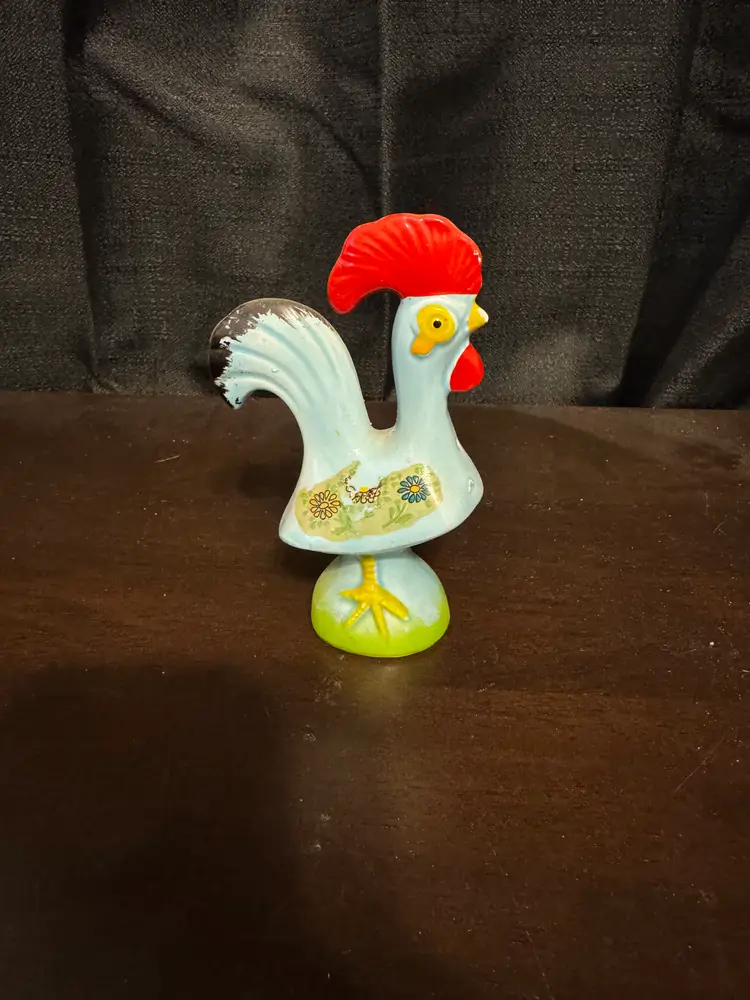 Vintage Single Chicken Shaker