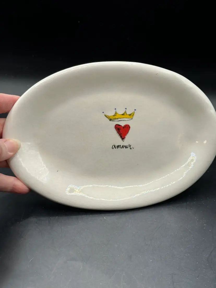 Rae Dunn AMOUR Script Heart Crown Oval Appetizer Snack Dessert Trinket Plate