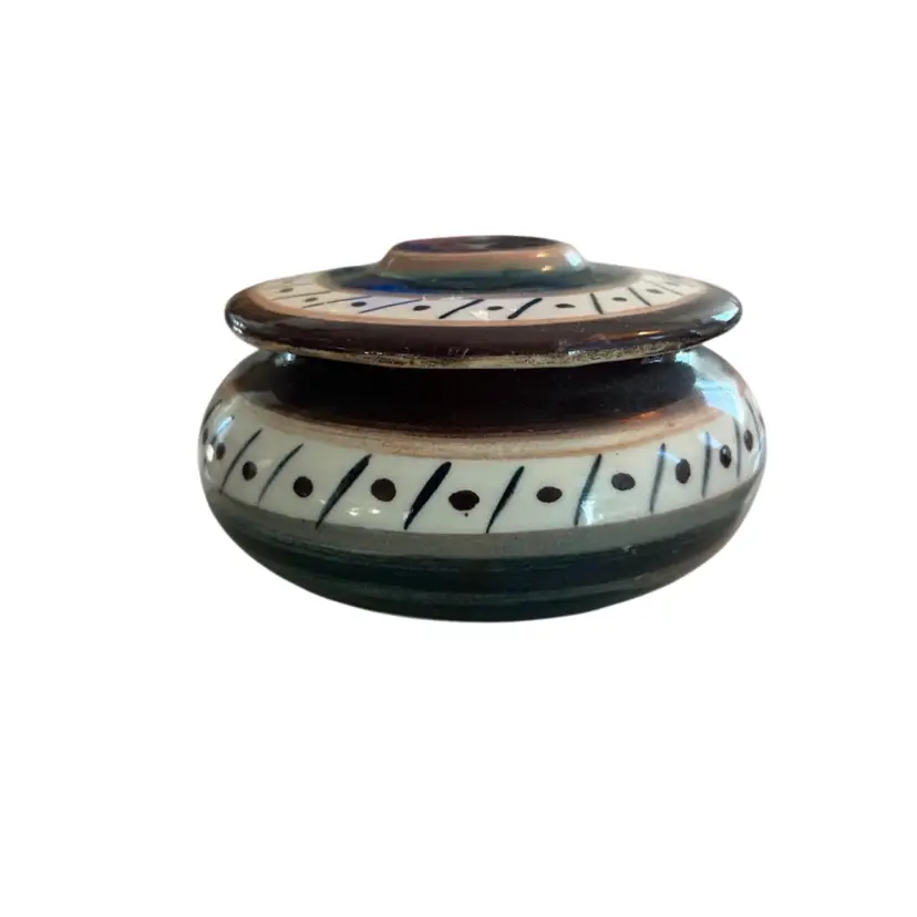 ❗️❗️Pottery Trinket Box - Barbados - VTG
